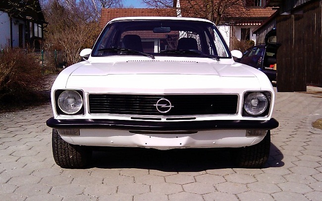 Opel Ascona A 16V